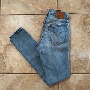 Levi’s 501 Skinny Jeans